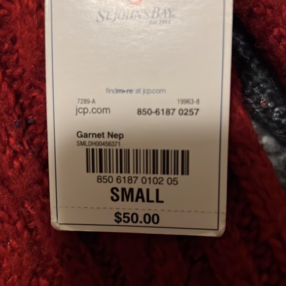 Woman’s sweater - Picture 3 of 3